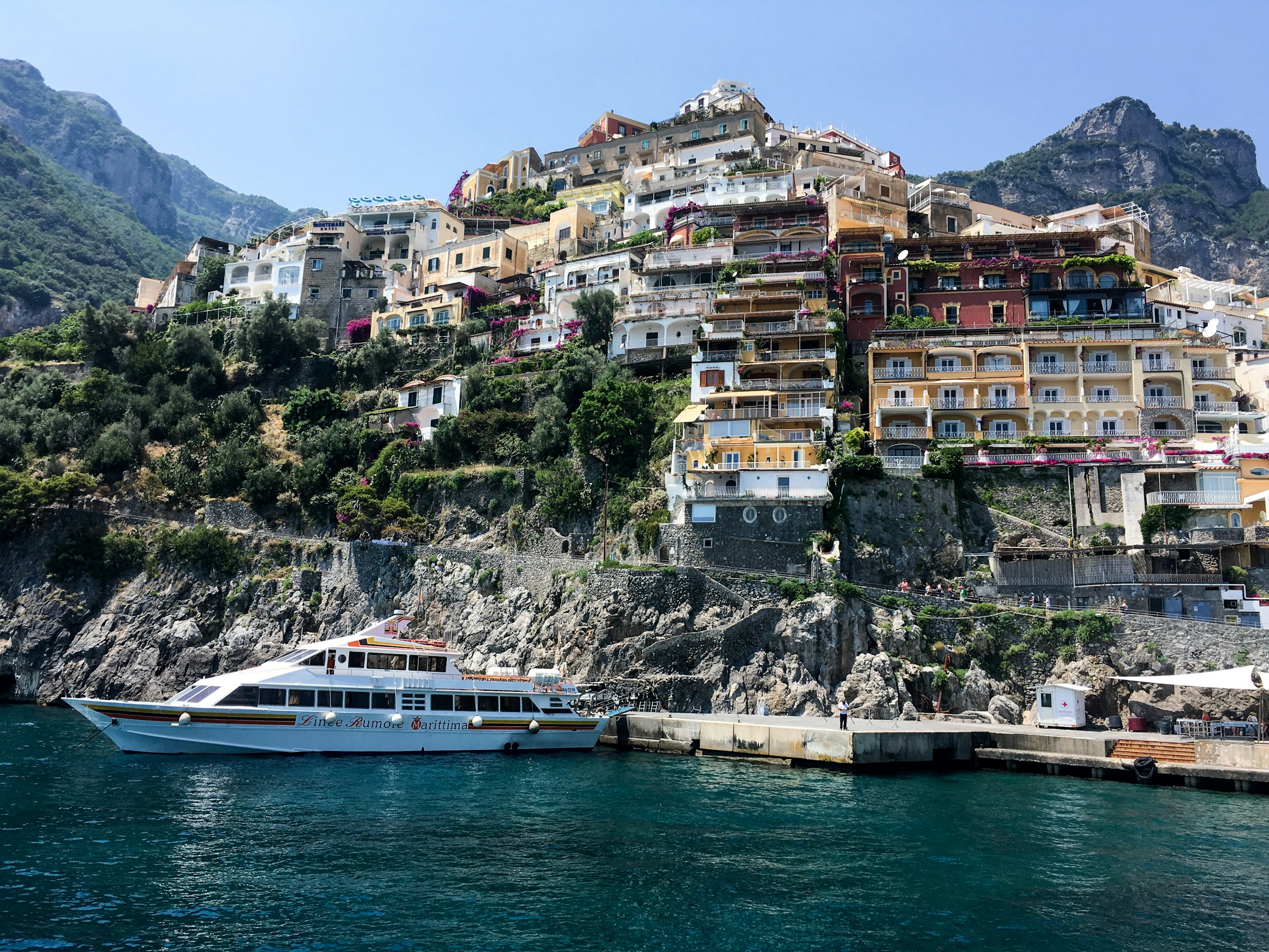 Positano από τη θάλασσα στην Amalfi Coast